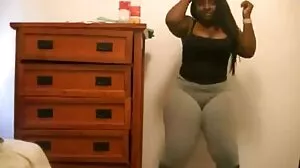 Jururawat Kiki awek puki tembam Daire