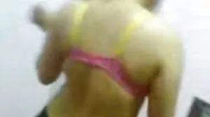 Kendra pantat sangap Lust Mengambil Gaya Doggy Berdiri