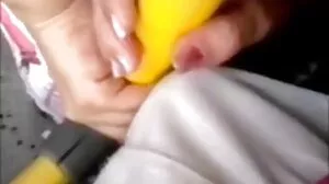 Gadis pepet budak sekolah Menggosok Payudara Gadis