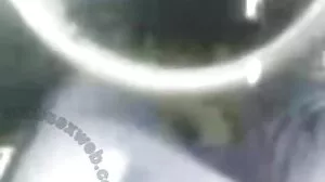 Tekak barang tembam yang penuh dengan air mani