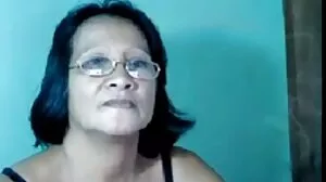 Adik awek tunjuk pantat Berambut Perang Fuck Seorang Lelaki